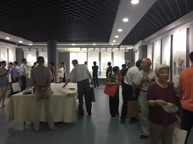 飞入寻常百姓家 - 当代中国书画名家邀请展在南京社区开幕